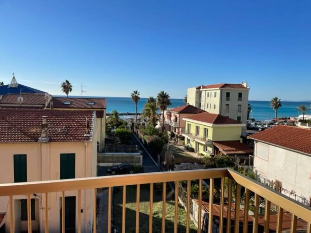 Appartamento a Ventimiglia in Via Asse s.n.c - Foto 4