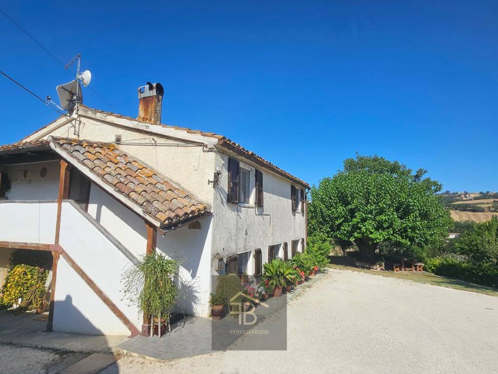 Rustico / casale a Arcevia - Foto 4