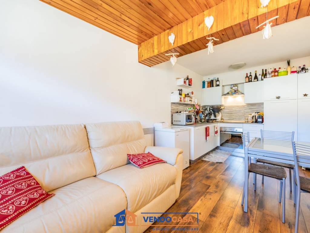 Appartamento a Limone piemonte in Viale Valleggia, 41 - Foto 4