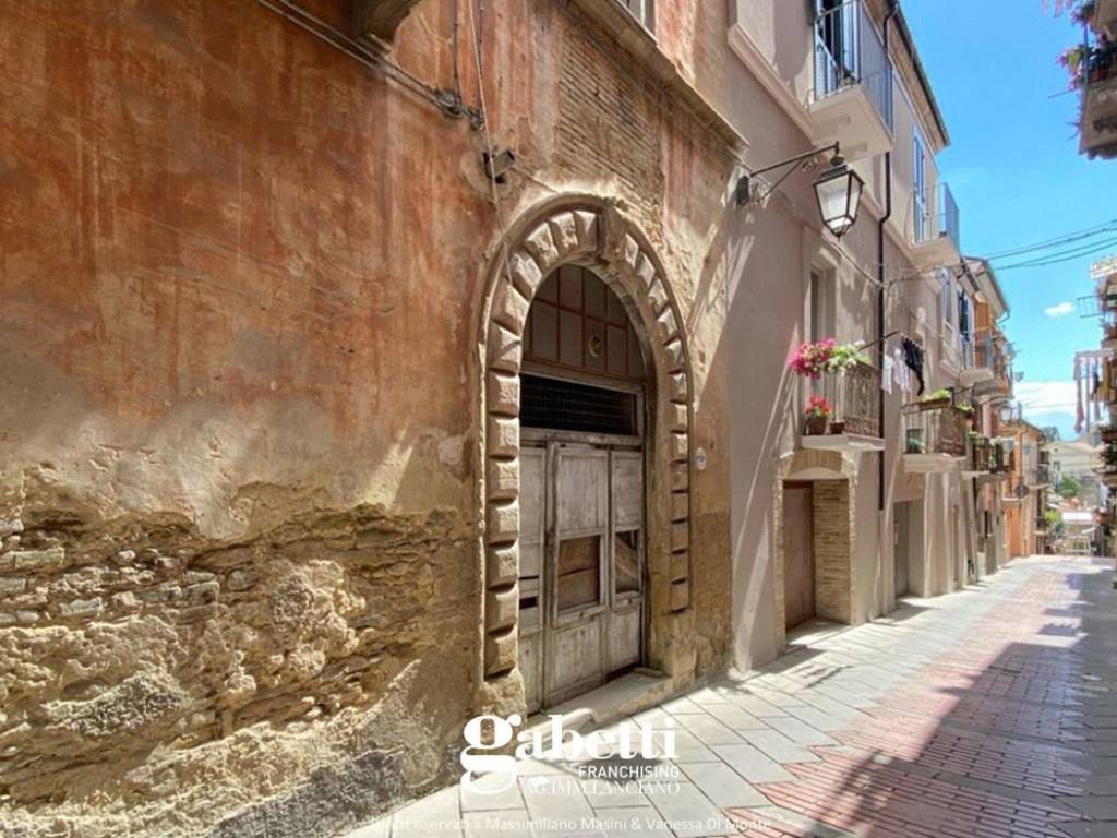 Casa indipendente a Lanciano in Vico XXXIV Garibaldi, 2 - Foto 2