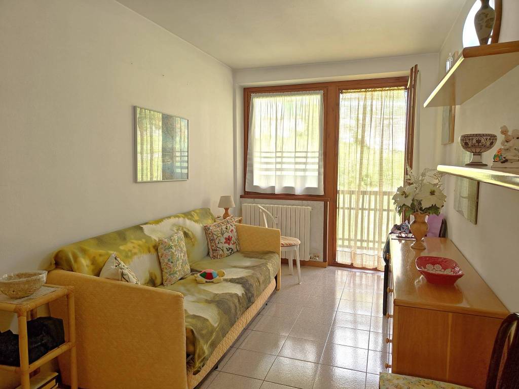 Appartamento a Chiesa in valmalenco in Via Nicolò Rusca, 41 - Foto 4