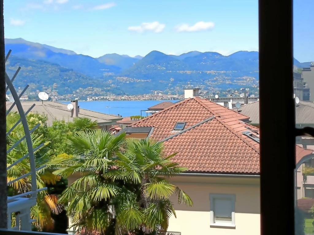 Appartamento a Stresa in Via Giosuè Carducci, 44 - Foto 3