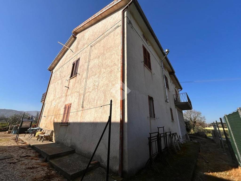 Casa indipendente a Bettona in Via Taglioni, 210 - Foto 4