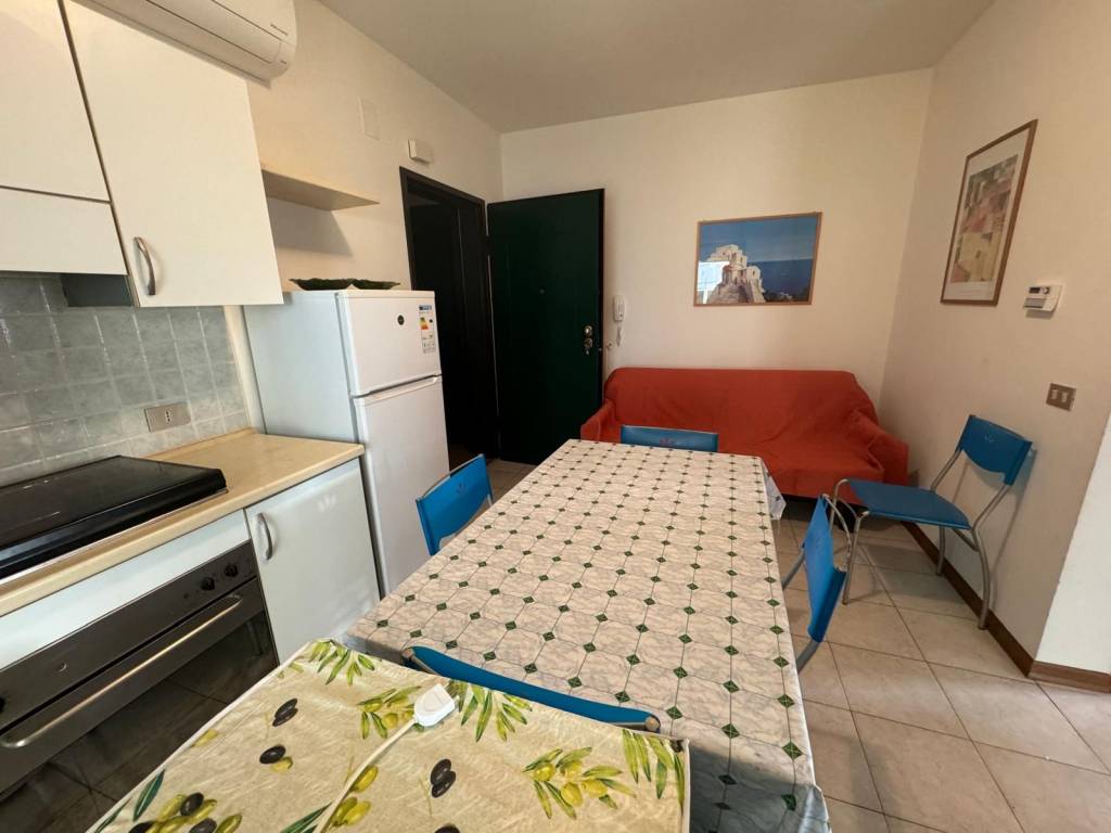Appartamento a Alba adriatica in Via Malta - Foto 3