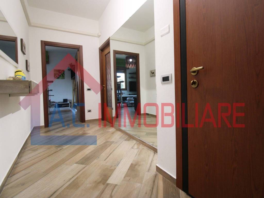 Appartamento a Ternate in Via Gaetano Donizetti, 2 - Foto 4
