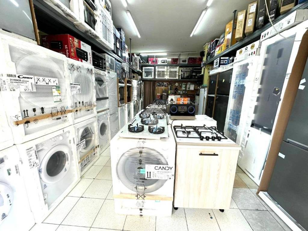 Box / garage a Scafati in Via Bonaduce, 64 - Foto 2