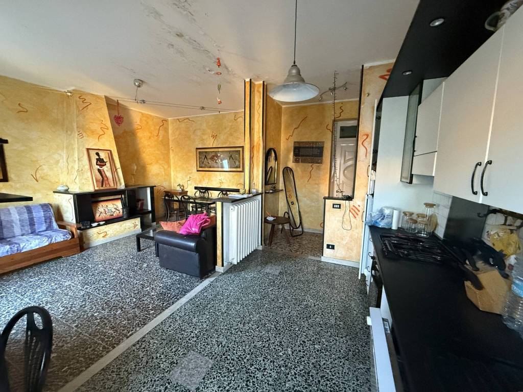 Appartamento a Castiglione del lago in Via Marzabotto - Foto 3