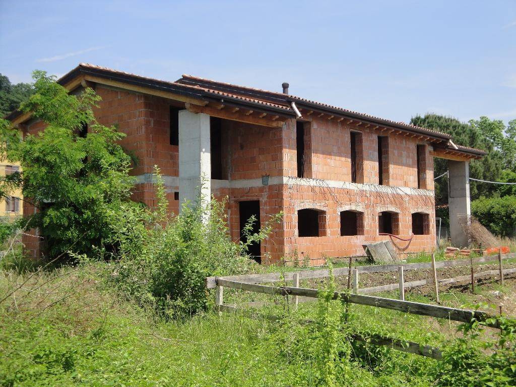 Villa a Bassano del grappa in Viale Asiago - Foto 3