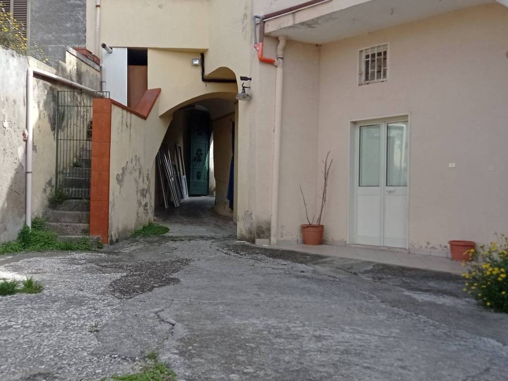 Appartamento a Caserta in Via Parrocchia di Piedimonte di Casolla - Foto 2