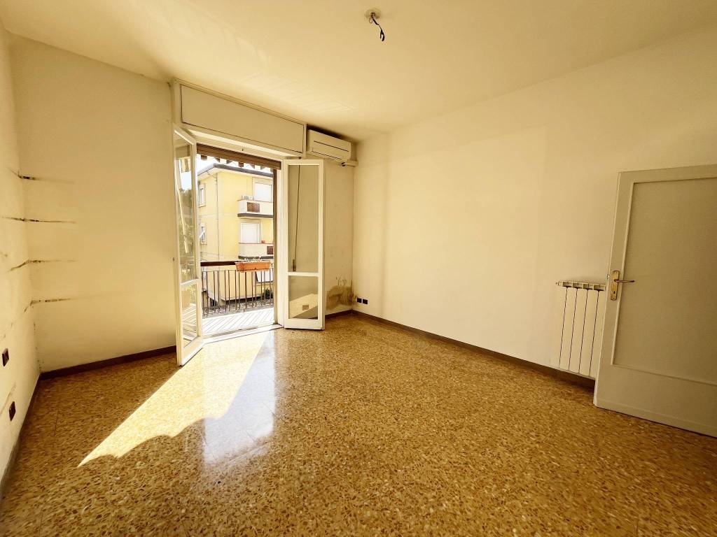 Appartamento a Firenze in Via Coppo di Marcovaldo, 6 - Foto 2