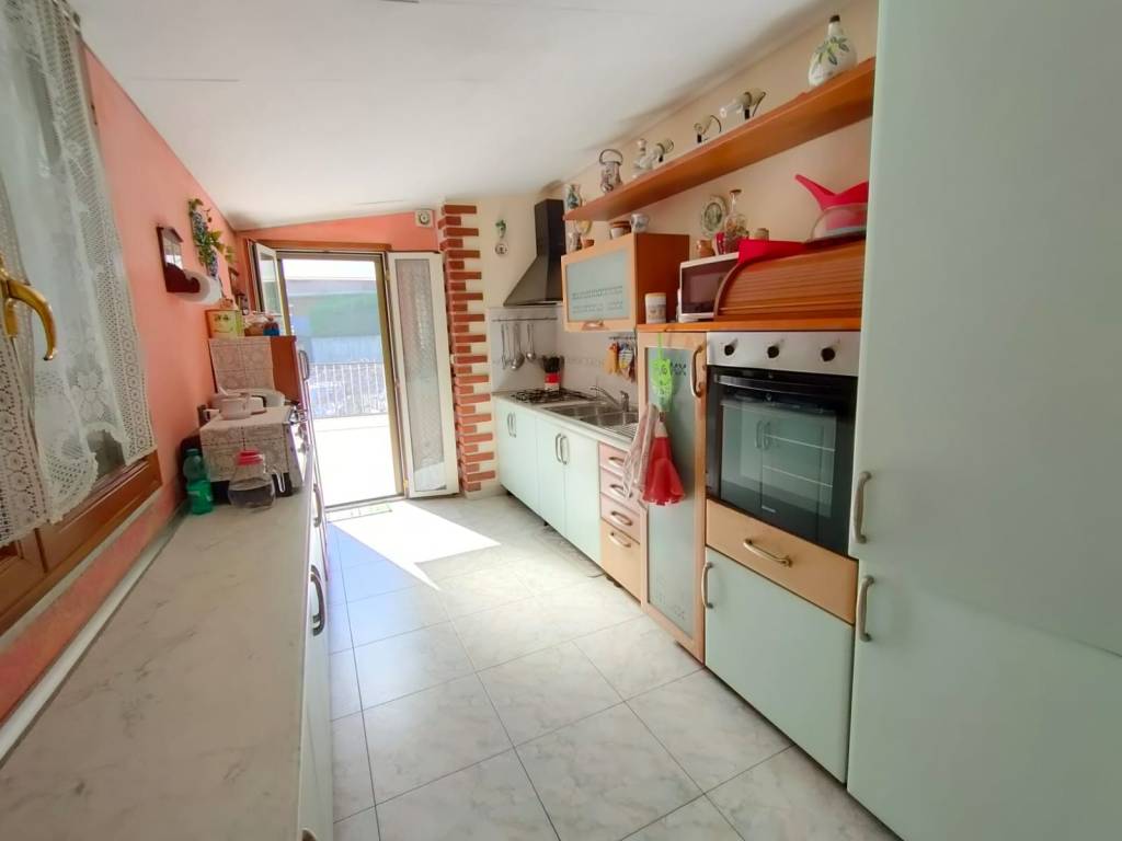 Appartamento a Benevento in Via Guglielmo di Tocco - Foto 4