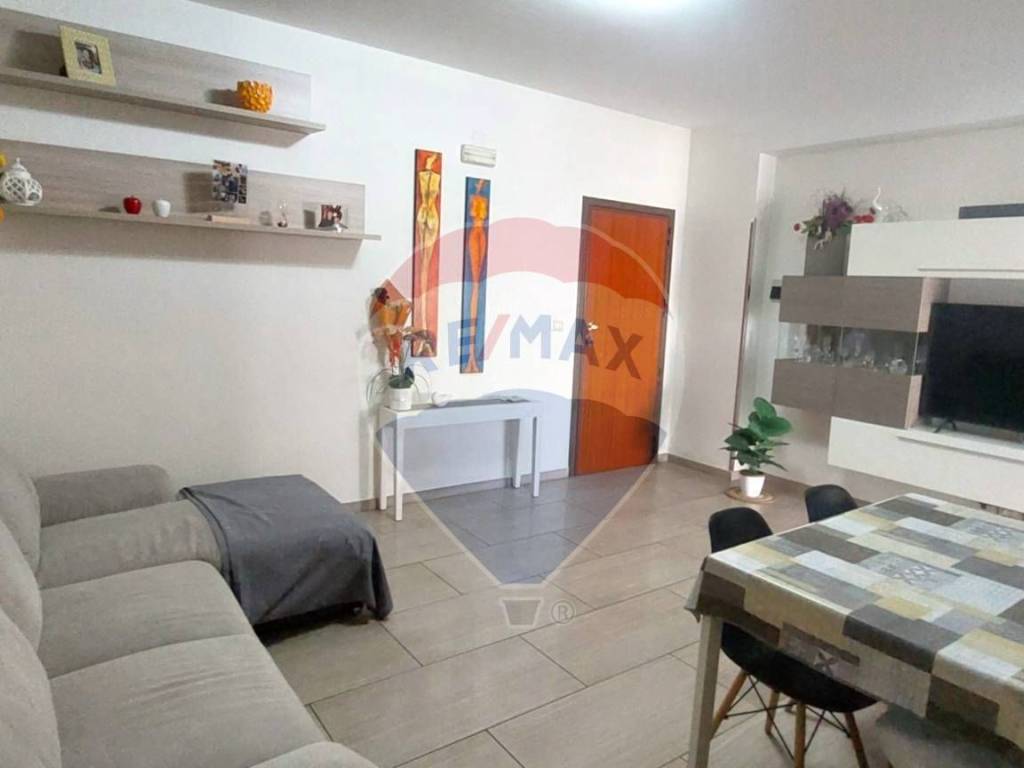 Appartamento a Aci catena in Via Nizzeti, 151 - Foto 1