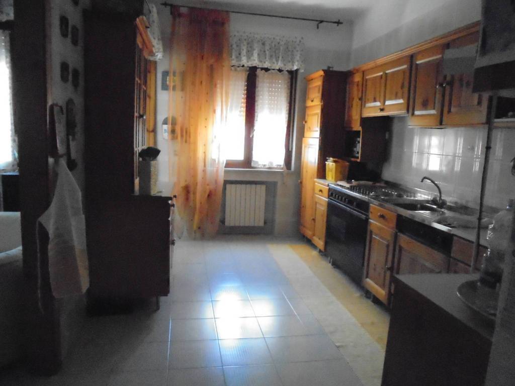 Appartamento a Catanzaro in Via Vincenzo Lauro - Foto 4
