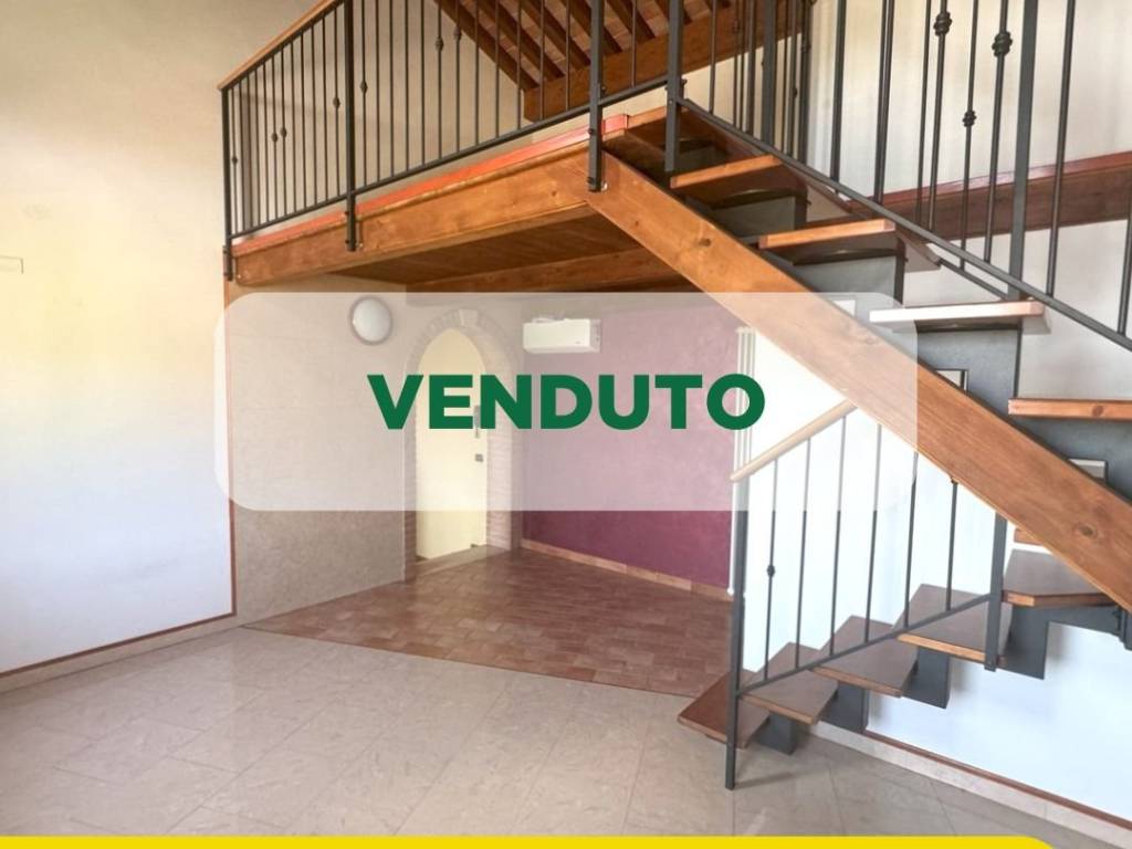 Appartamento a Montecchia di crosara in Piazza Umberto I - Foto 2