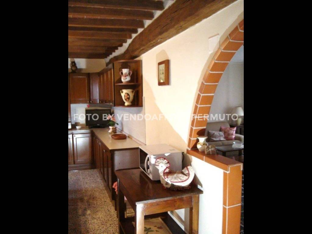 Appartamento a Roccastrada in VIA CLEMENTE PELLEGRINI - Foto 3