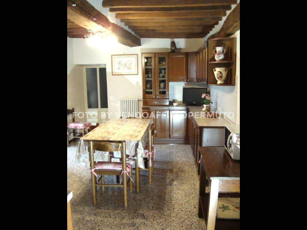 Appartamento a Roccastrada in VIA CLEMENTE PELLEGRINI - Foto 4