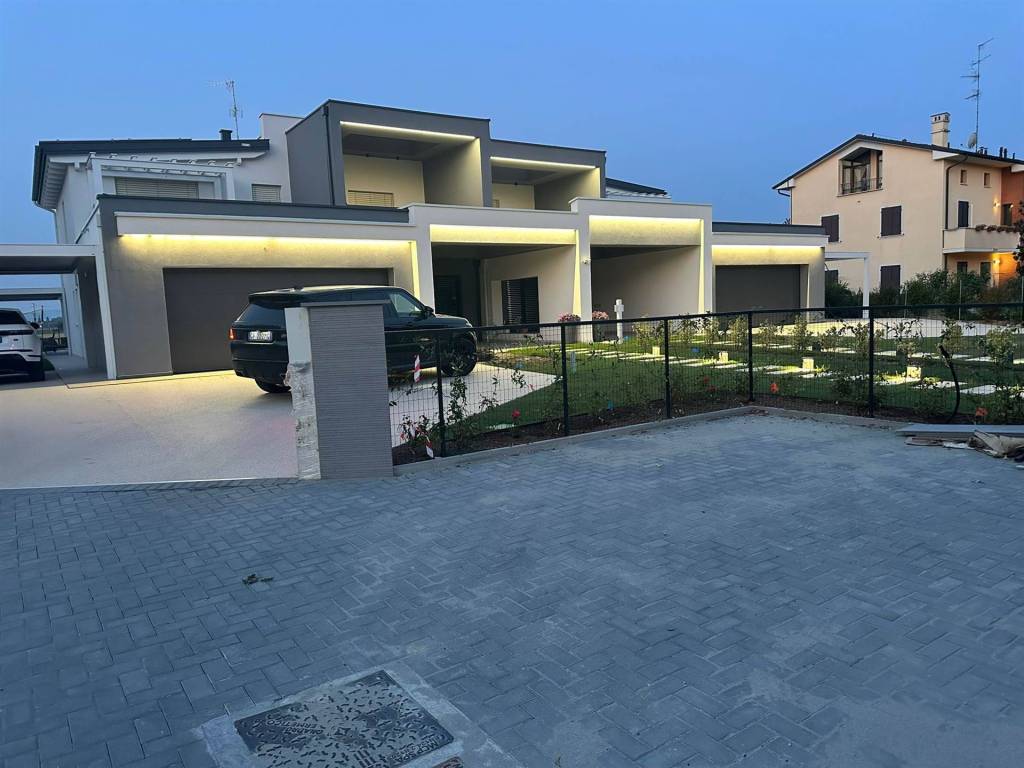 Villa a Modena in Strada Cavezzo, 20 - Foto 2