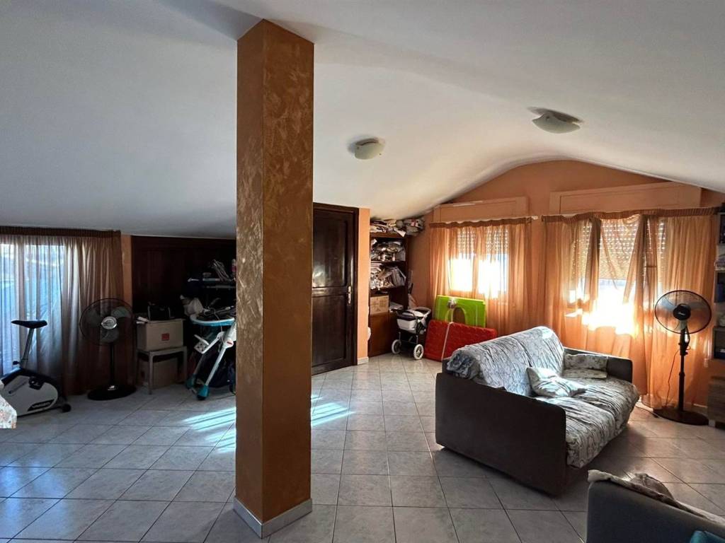 Attico / mansarda a Frisa - Foto 4