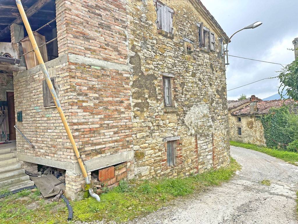 Casa indipendente a Bettola in Località Teglio - Foto 3