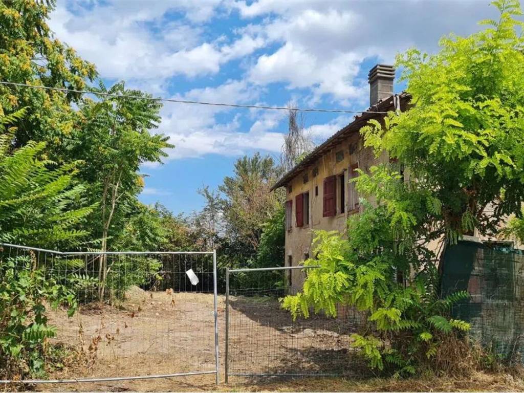 Rustico / casale a Castelfranco emilia in Via Buonvino S.N.C. - Foto 2