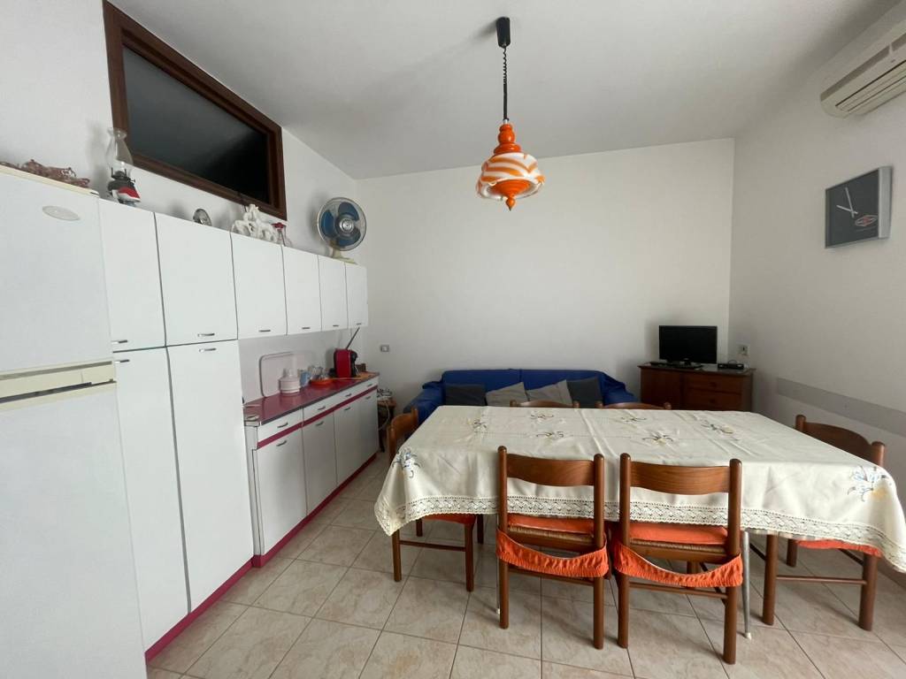 Casa indipendente a Lesina in Via Armando Diaz, 5 - Foto 3