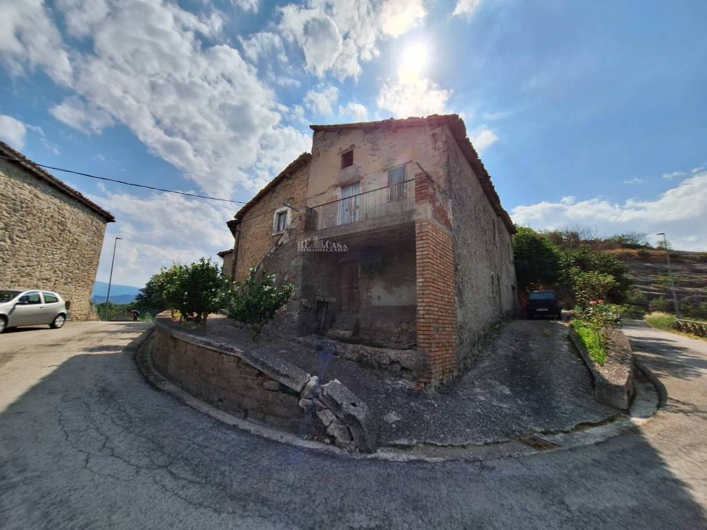 Rustico / casale a Roccafluvione in frazione Scalelle - Foto 3