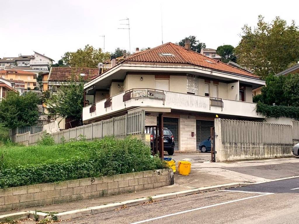 Attico / mansarda a Pescara in Via di Sotto, 169 - Foto 2