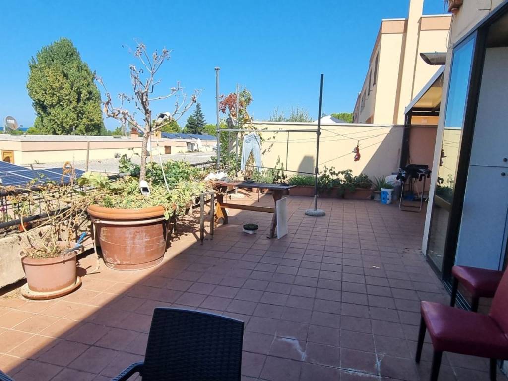 Appartamento a Riccione in Viale Trebaci - Foto 4