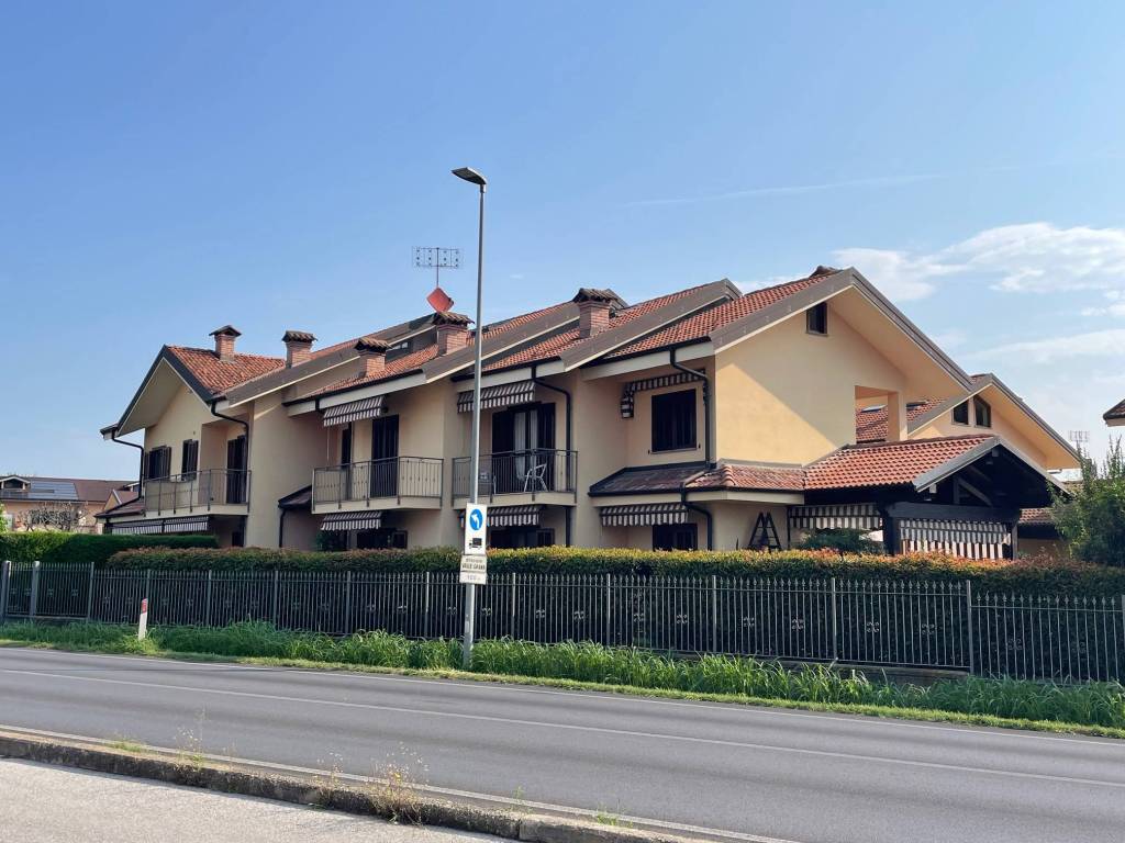 Appartamento a Caraglio in Via Vecchia del Borgo, 17 - Foto 2