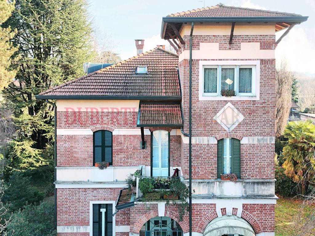 Villa a Castronno in Via Gazza - Foto 2