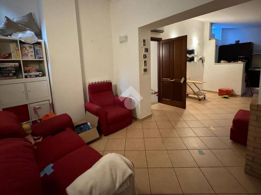 Appartamento a Cannara in Via Umberto I - Foto 3