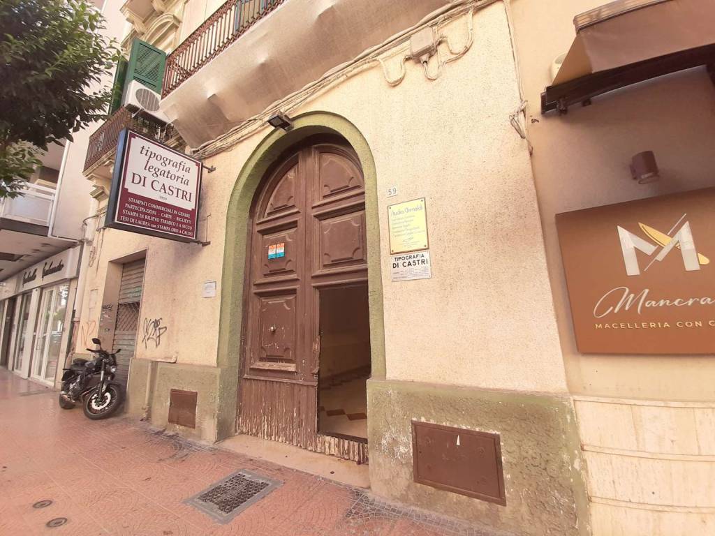 Appartamento a Taranto in Via Cataldo Nitti, 59 - Foto 2