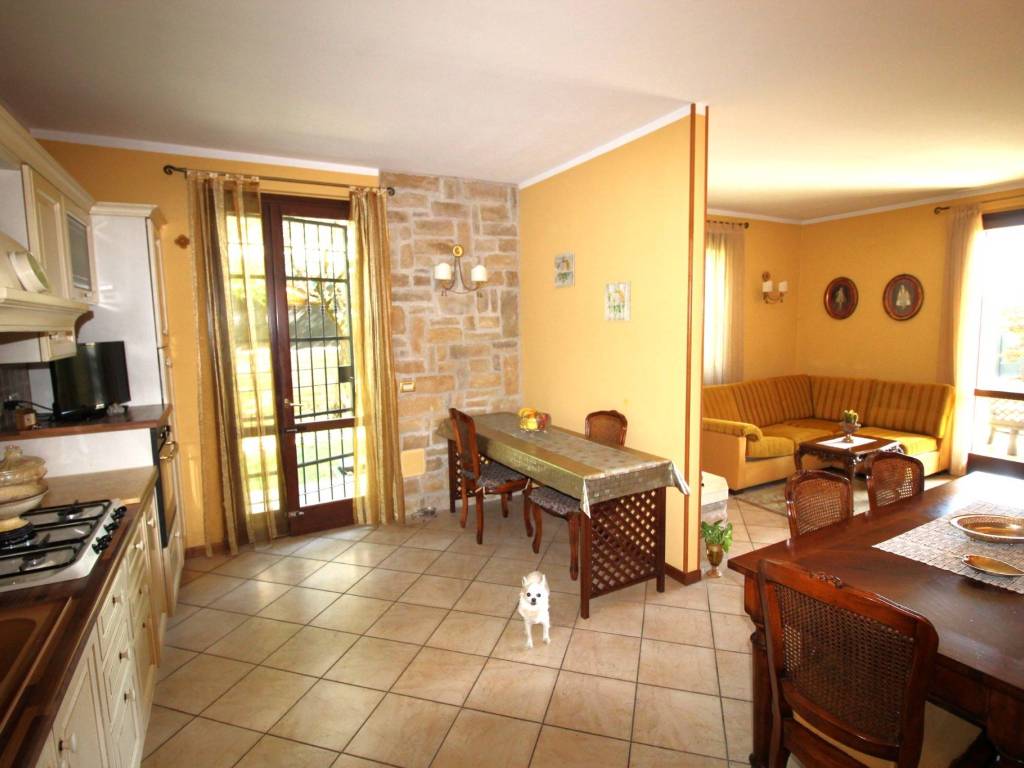 Villa a Desenzano del garda in Via delle Mimose - Foto 3