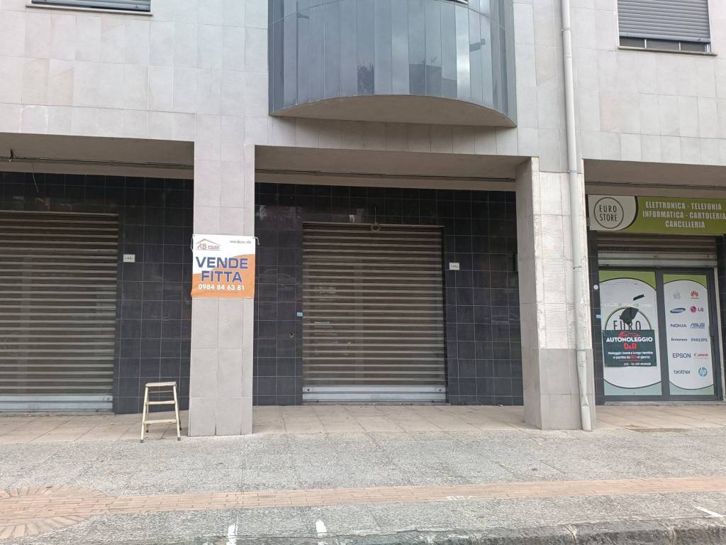 Immobile a Cosenza in Viale Giacomo Mancini, 144 - Foto 2