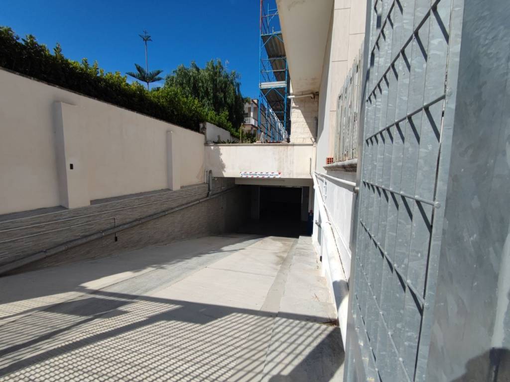 Box / garage a Brindisi in Via Marco Valerio - Foto 5