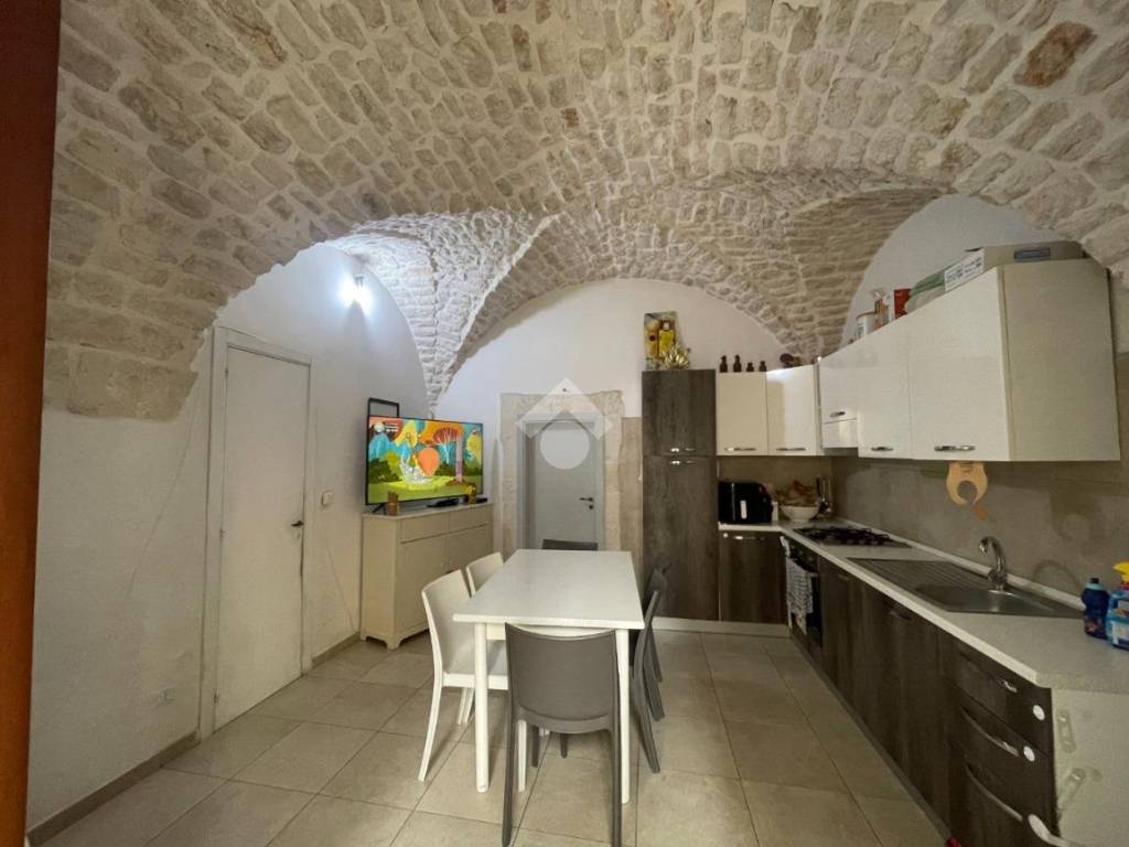 Casa indipendente a Ceglie messapica in Largo Ombracchio, 4 - Foto 3