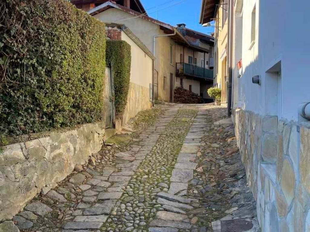Casa indipendente a Biella in Strada Cantone Gruppo - Foto 3