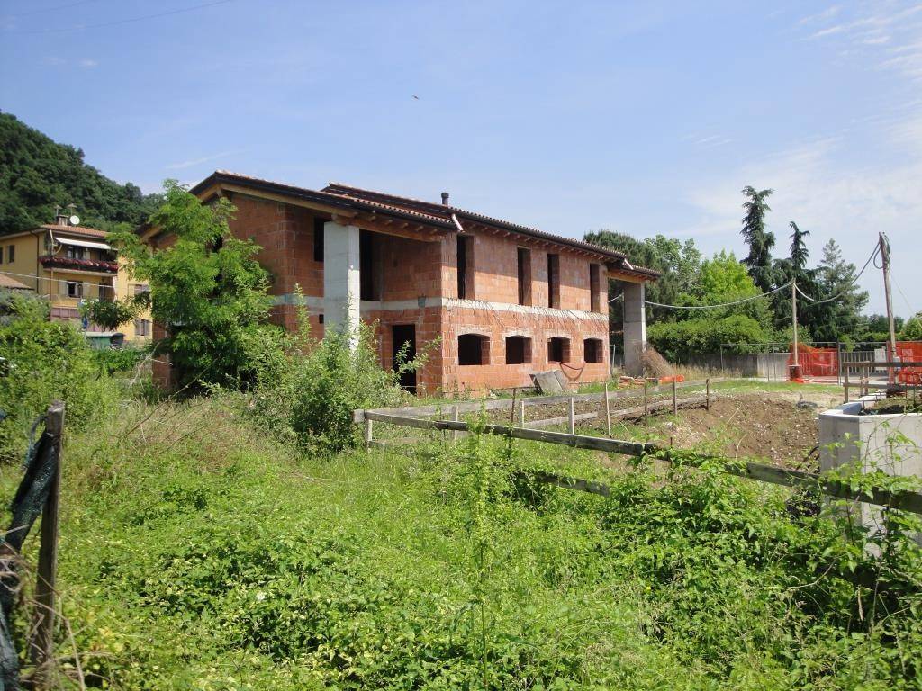 Villa a Bassano del grappa in Viale Asiago - Foto 2