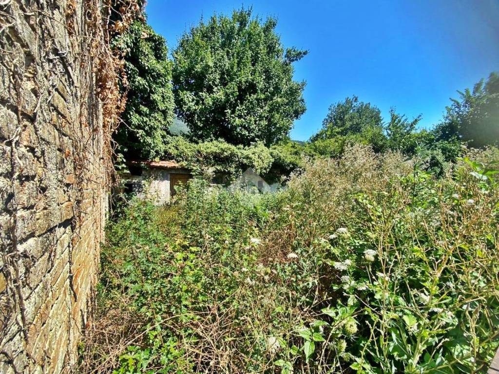 Terreno a Gualdo tadino in Frazione Rigali, 19 - Foto 4