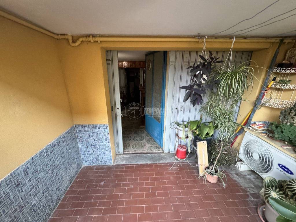 Box / garage a Loano in Via Isonzo 33 - Foto 5