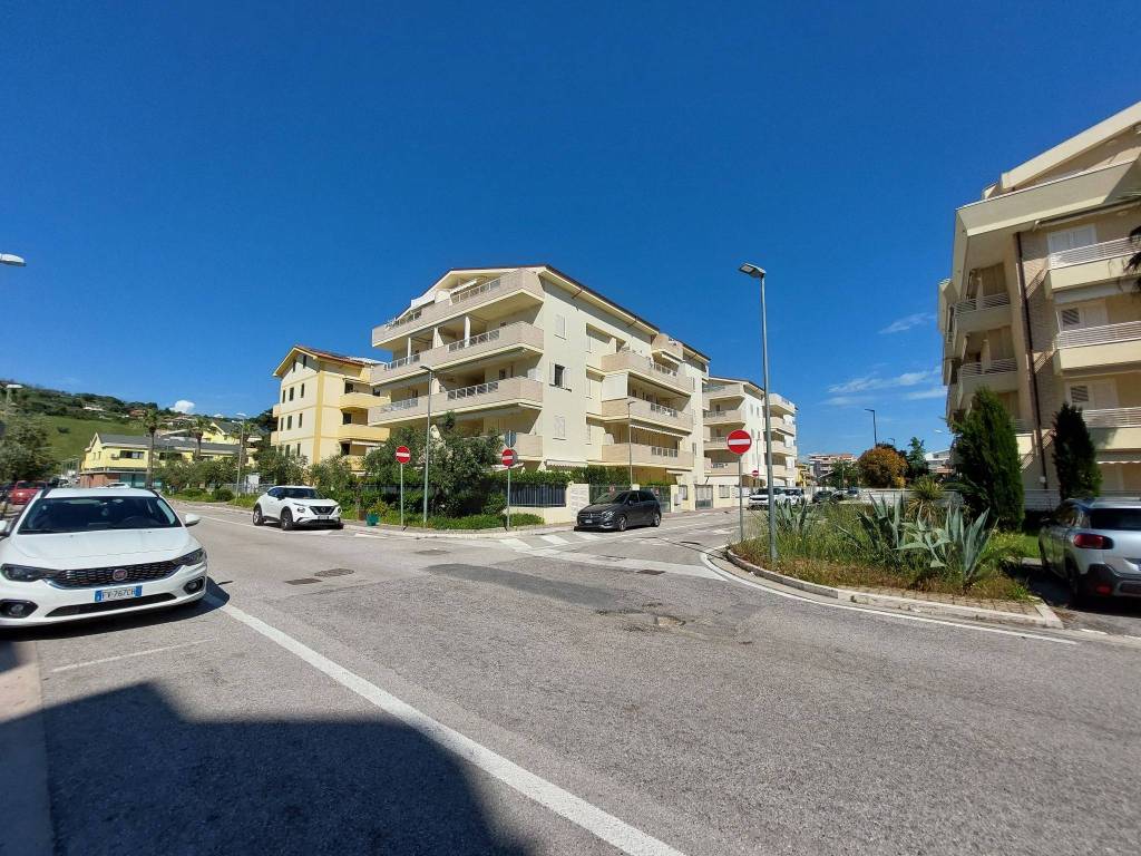 Appartamento a Tortoreto in Via Saragat, snc - Foto 2