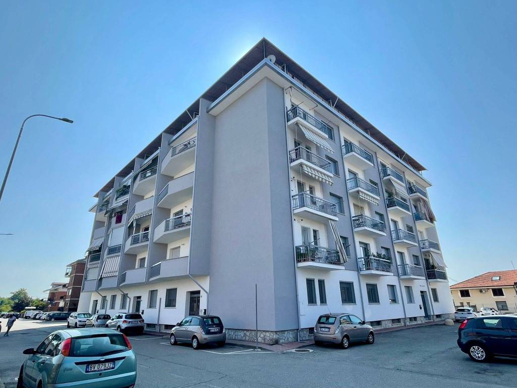 Appartamento a None in Via Monviso, 12 - Foto 1
