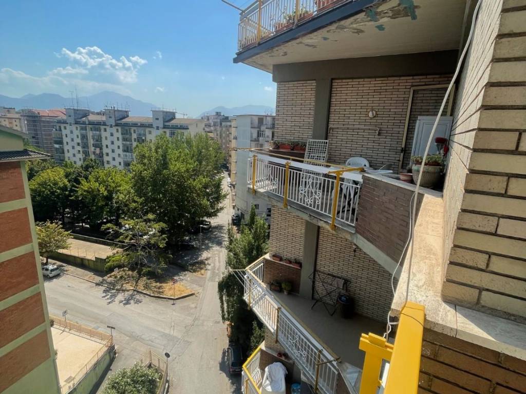 Appartamento a Avellino in Via Tagliamento, 48 - Foto 2