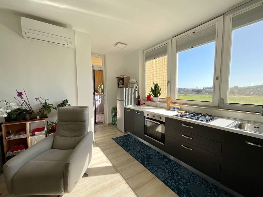 Appartamento a Cagliari in Via San Tommaso d'Aquino - Foto 5