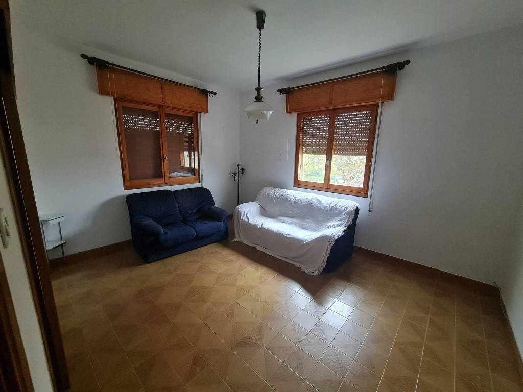 Appartamento a Massa lombarda in Viale del Risorgimento - Foto 2