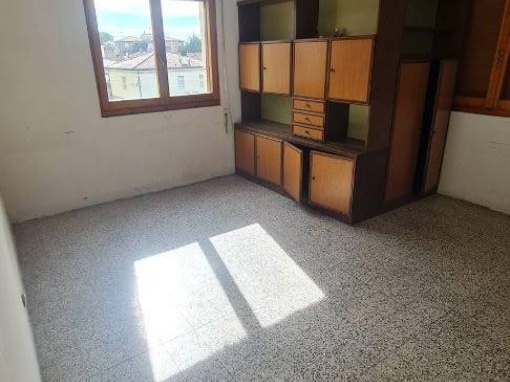 Appartamento a Massa lombarda in Viale del Risorgimento - Foto 4