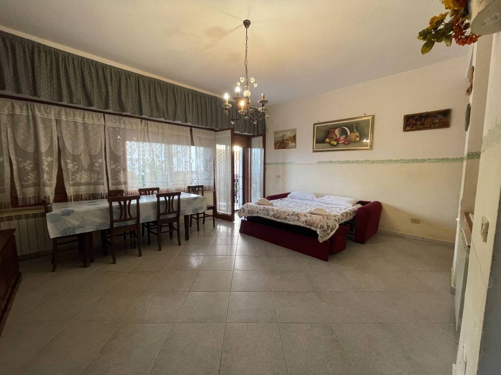 Appartamento a Terracina in Viale Circe - Foto 3