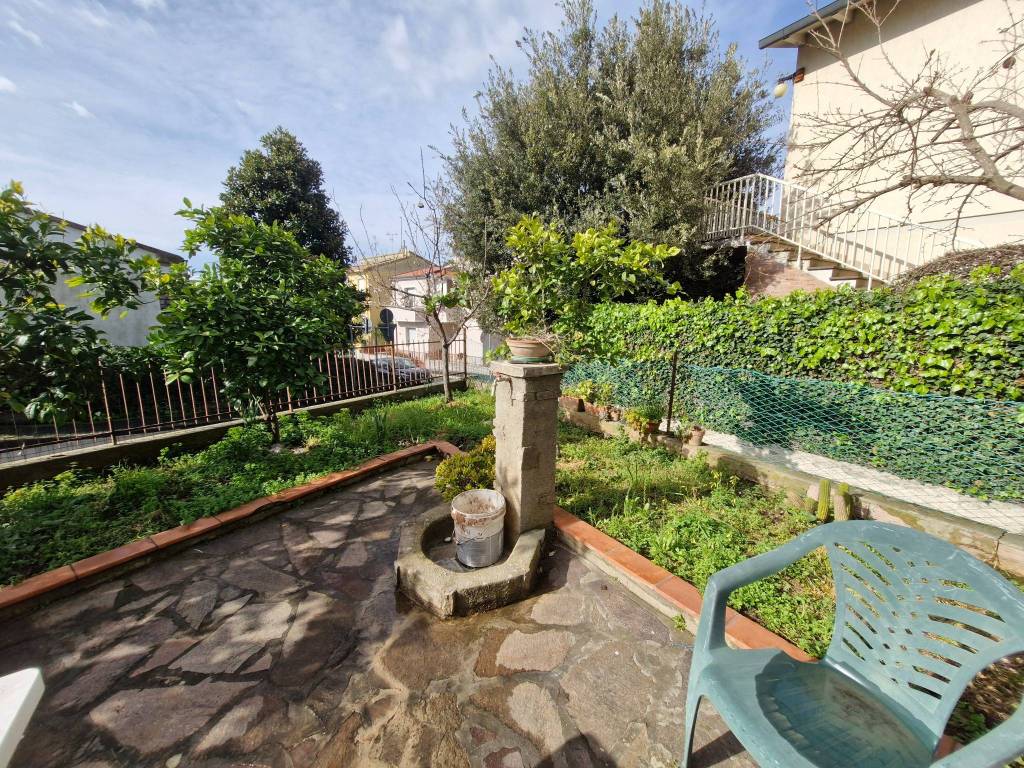 Villa a Campiglia marittima in Via Gaetano Donizetti - Foto 4