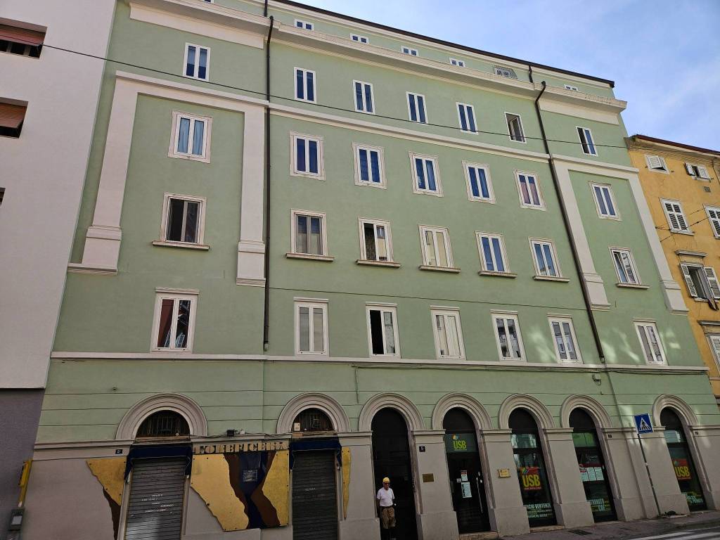 Appartamento a Trieste in Via Ponziana, 5 - Foto 2