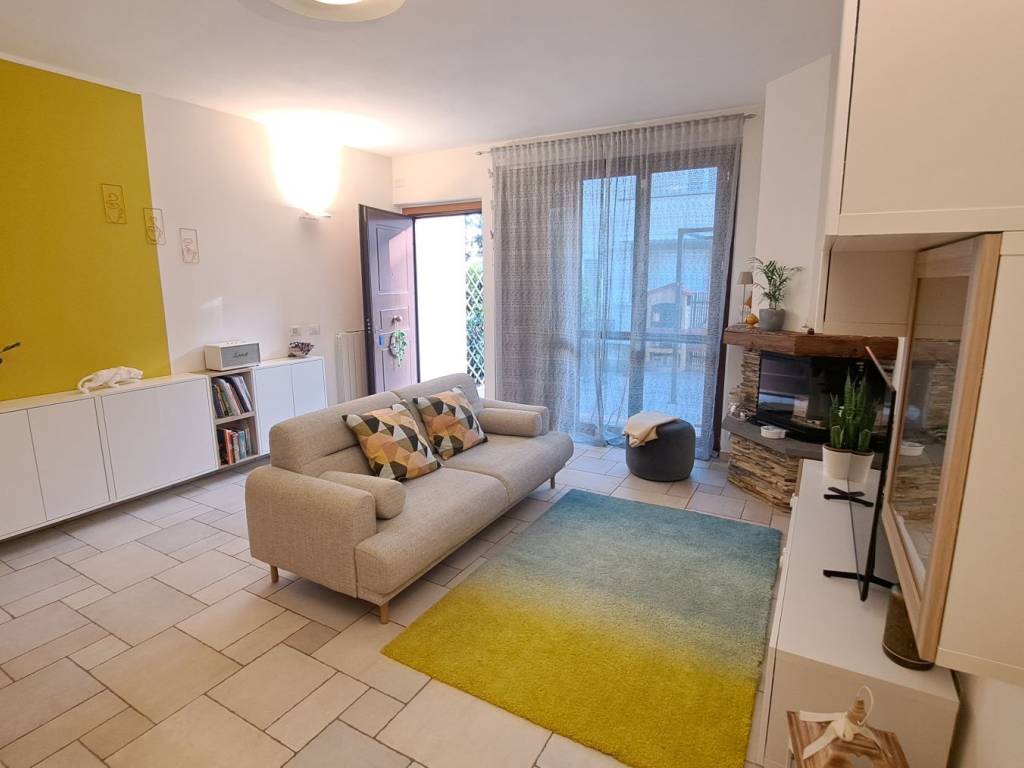 Appartamento a Rosignano marittimo in Via Salvatore di Giacomo - Foto 3